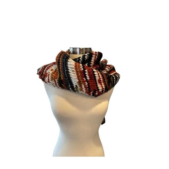 FRYE Marbled Multi Color Red Black White Scarf NWT - Picture 3 of 7